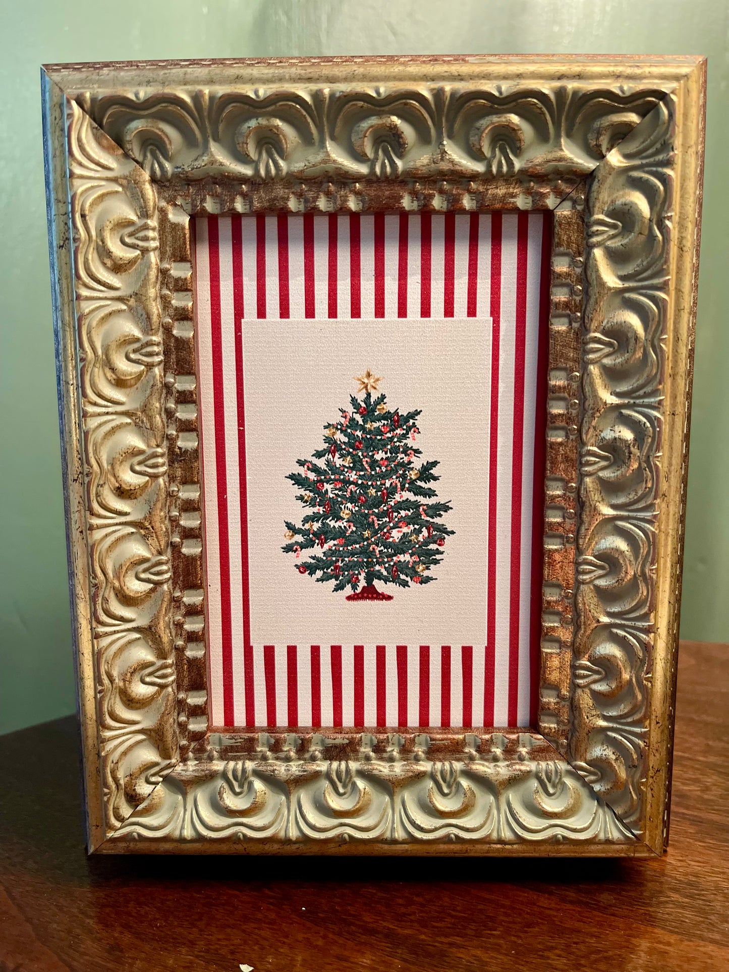 Framed Peppermint Stripe Christmas Tree (5x7)