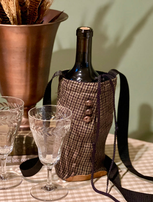 Houndstooth Wine Bag