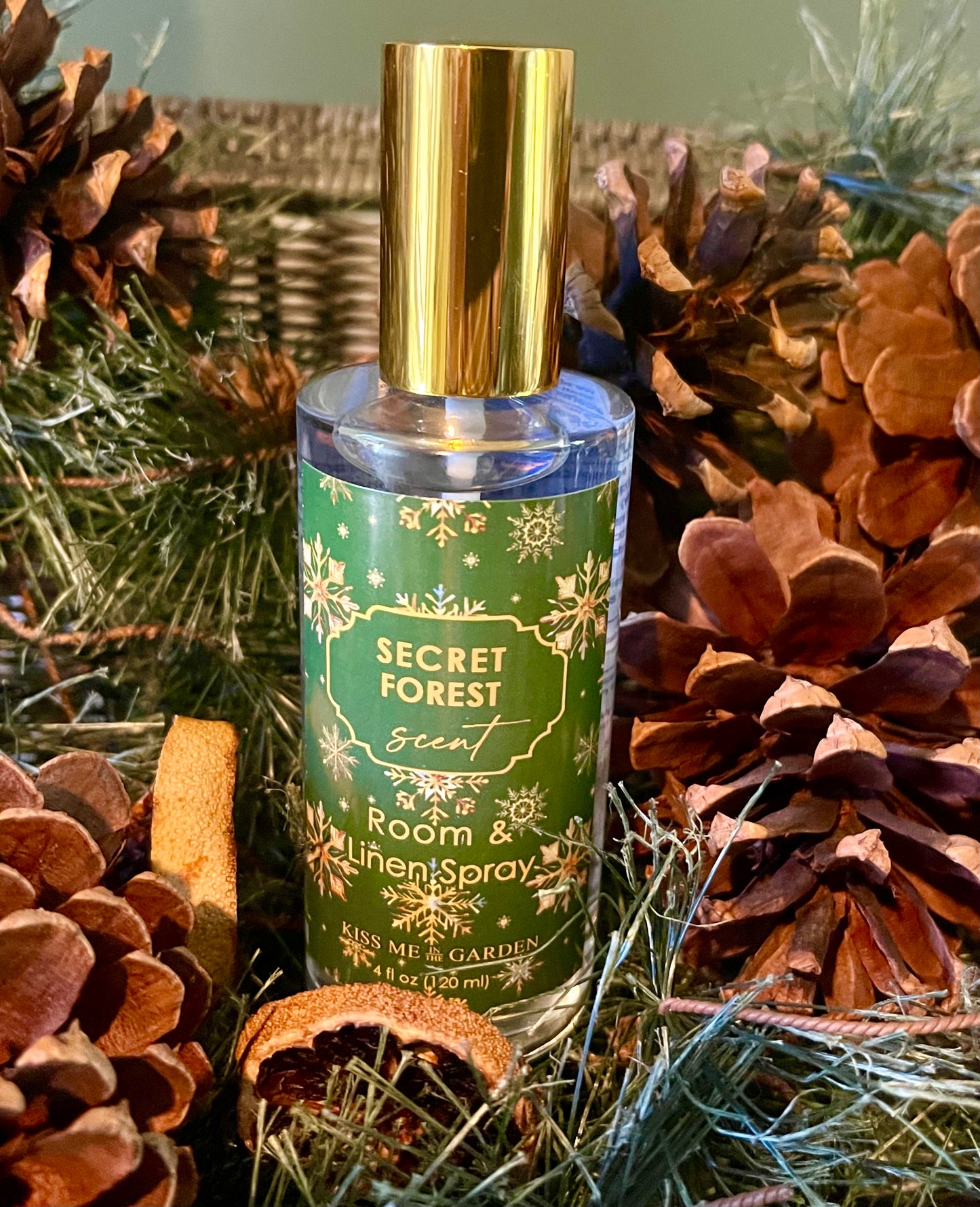 Christmas Holiday Room & Linen Spray - SECRET FOREST